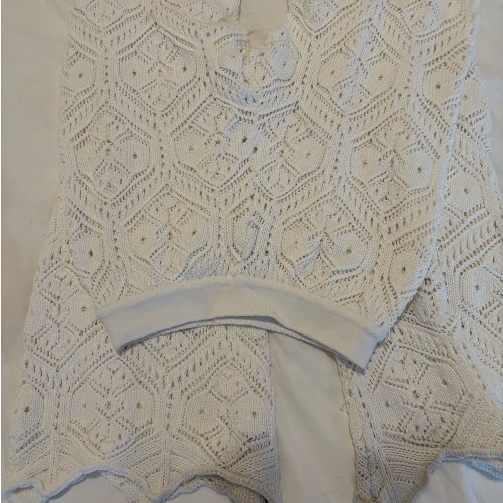 Cream Knit Sleeveless pants